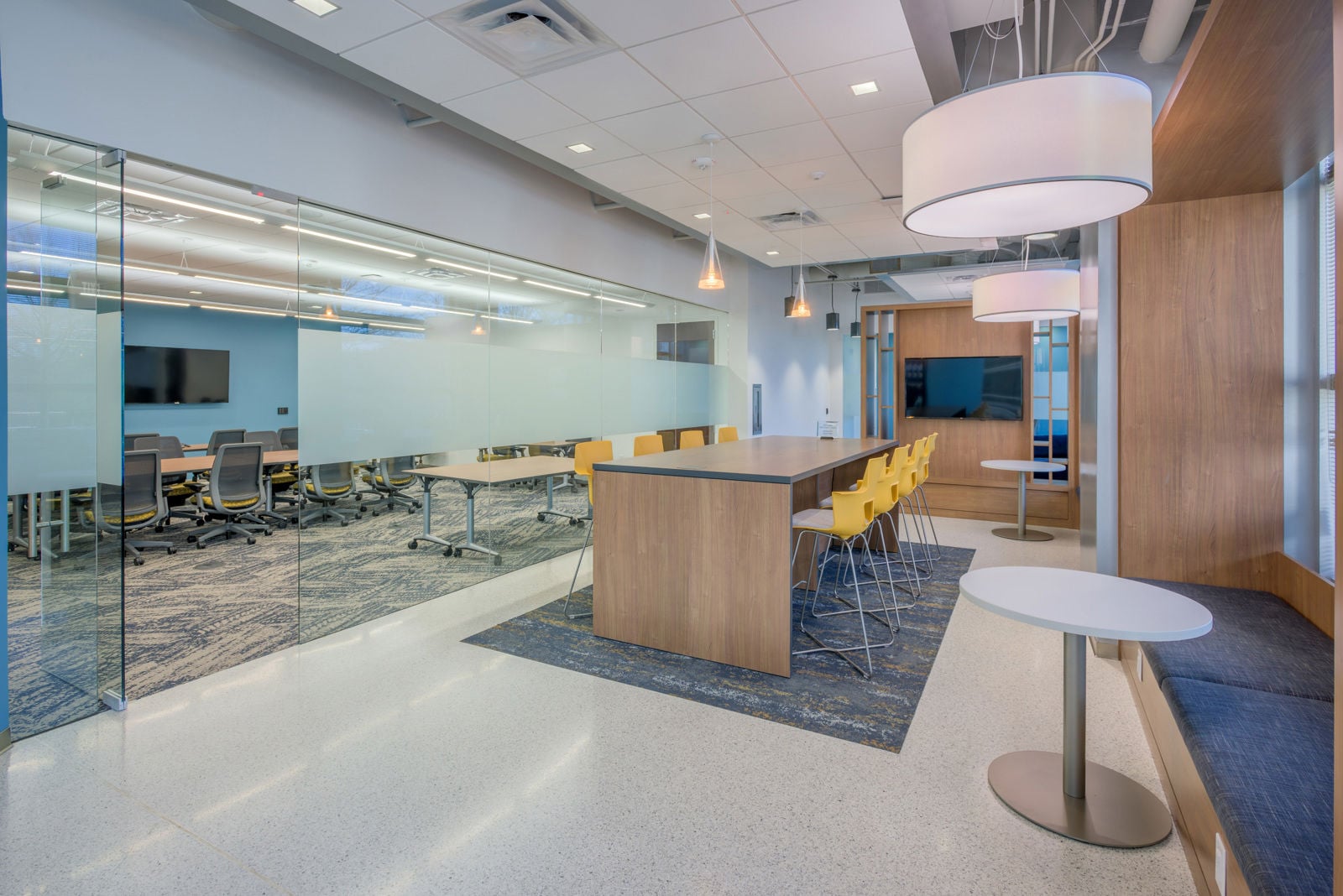 4000-westchase-int-4490-(ZF-9198-72626-1-007)