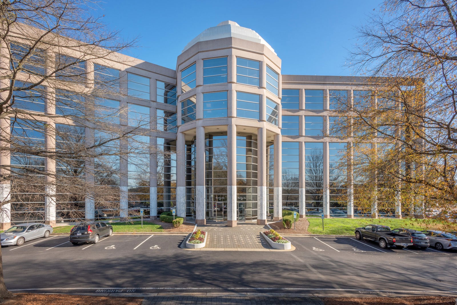 4000-westchase-ext-4626-(ZF-9198-72626-1-002)