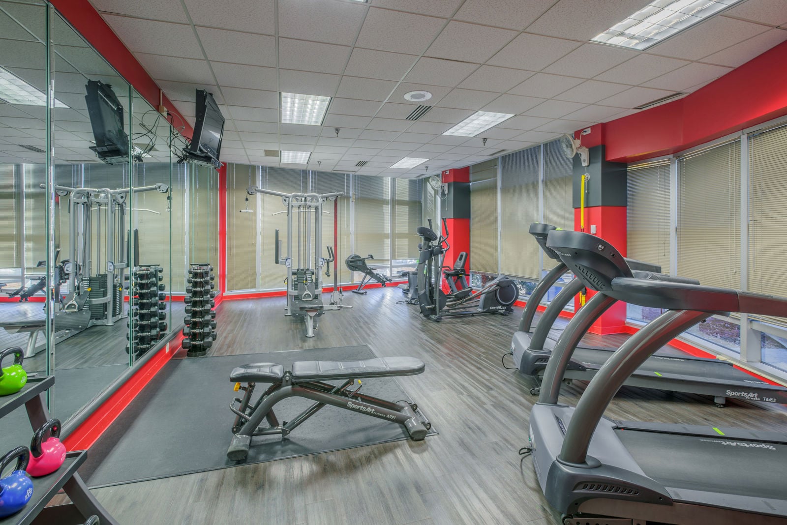 4000-westchase-int-4525-(ZF-9198-72626-1-011)