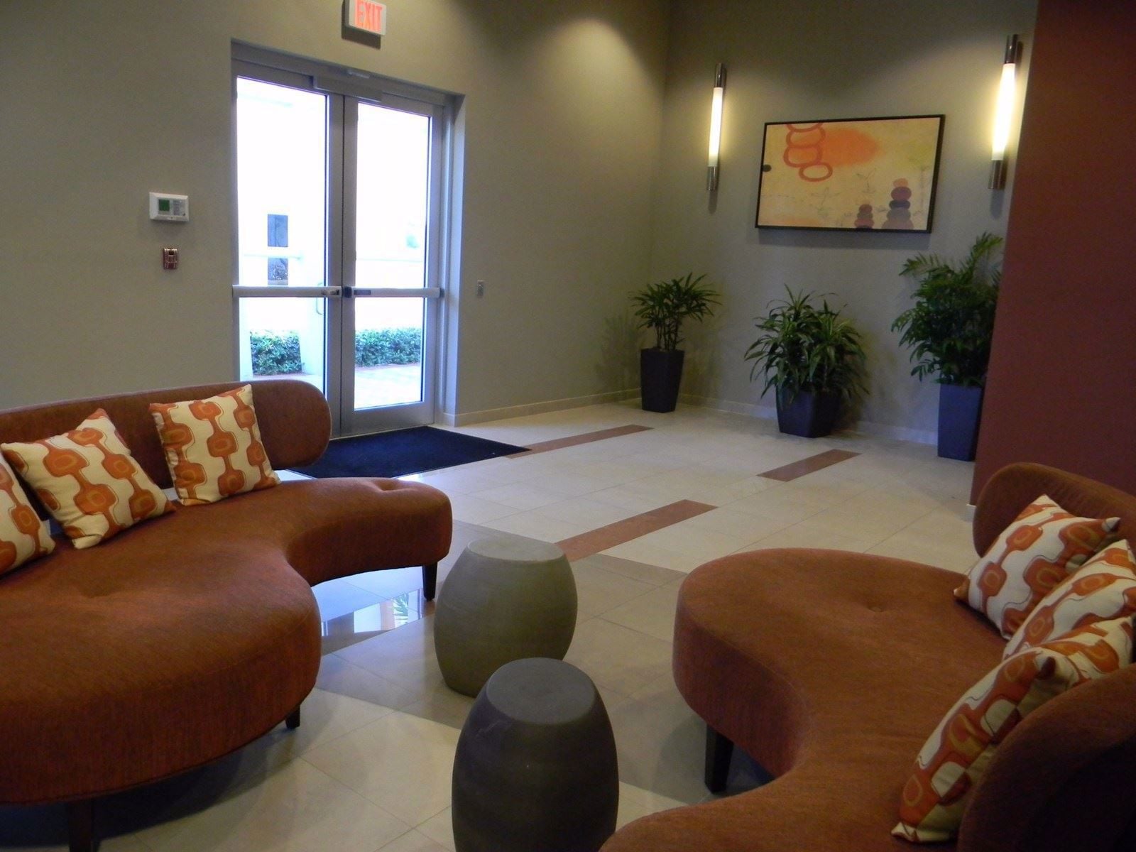 PROMENADE AT COCONUT CREEK INTERIOR LOBBY 2