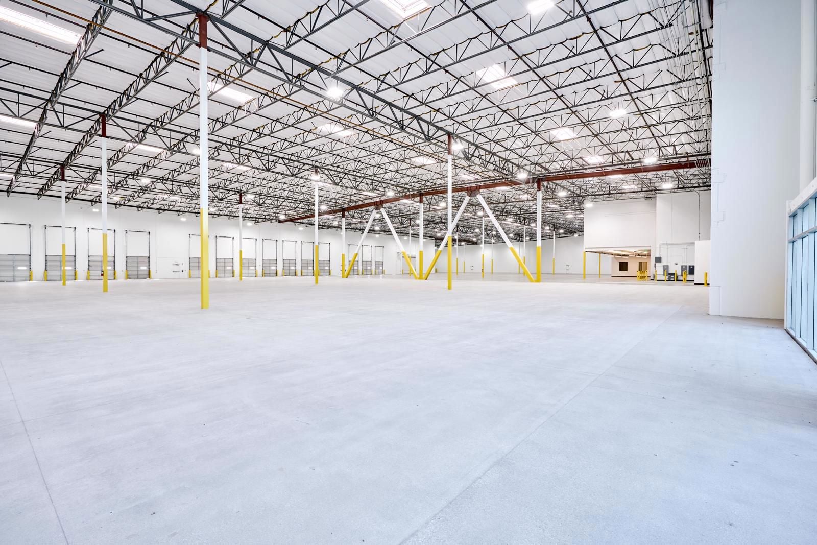 REX_CommerceCenter_SD105490_HDRFullRes
