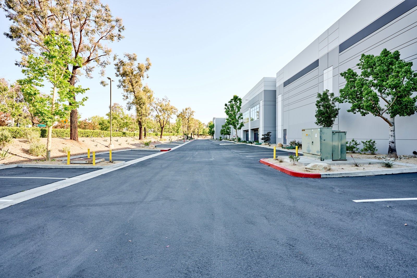 REX_CommerceCenter_SD105558_HDRFullRes