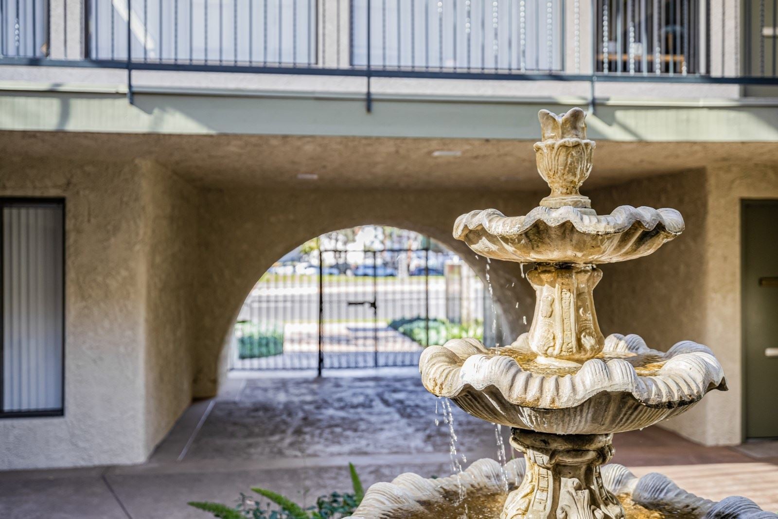 23717 Hawthrone Blvd. Torrance, CA (22 of 36)