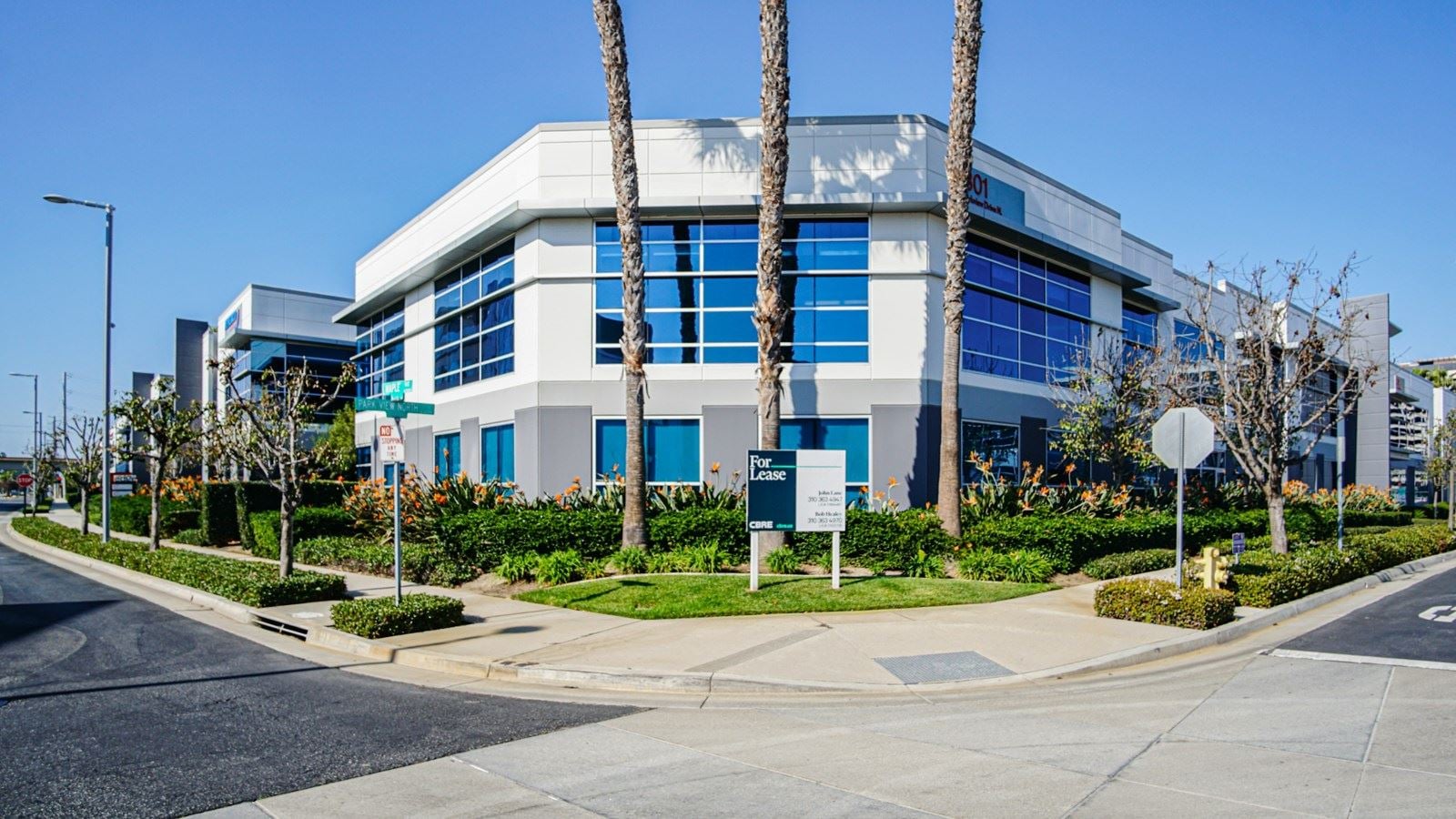 801 Parkview Dr. El Segundo, CA (3 of 49)