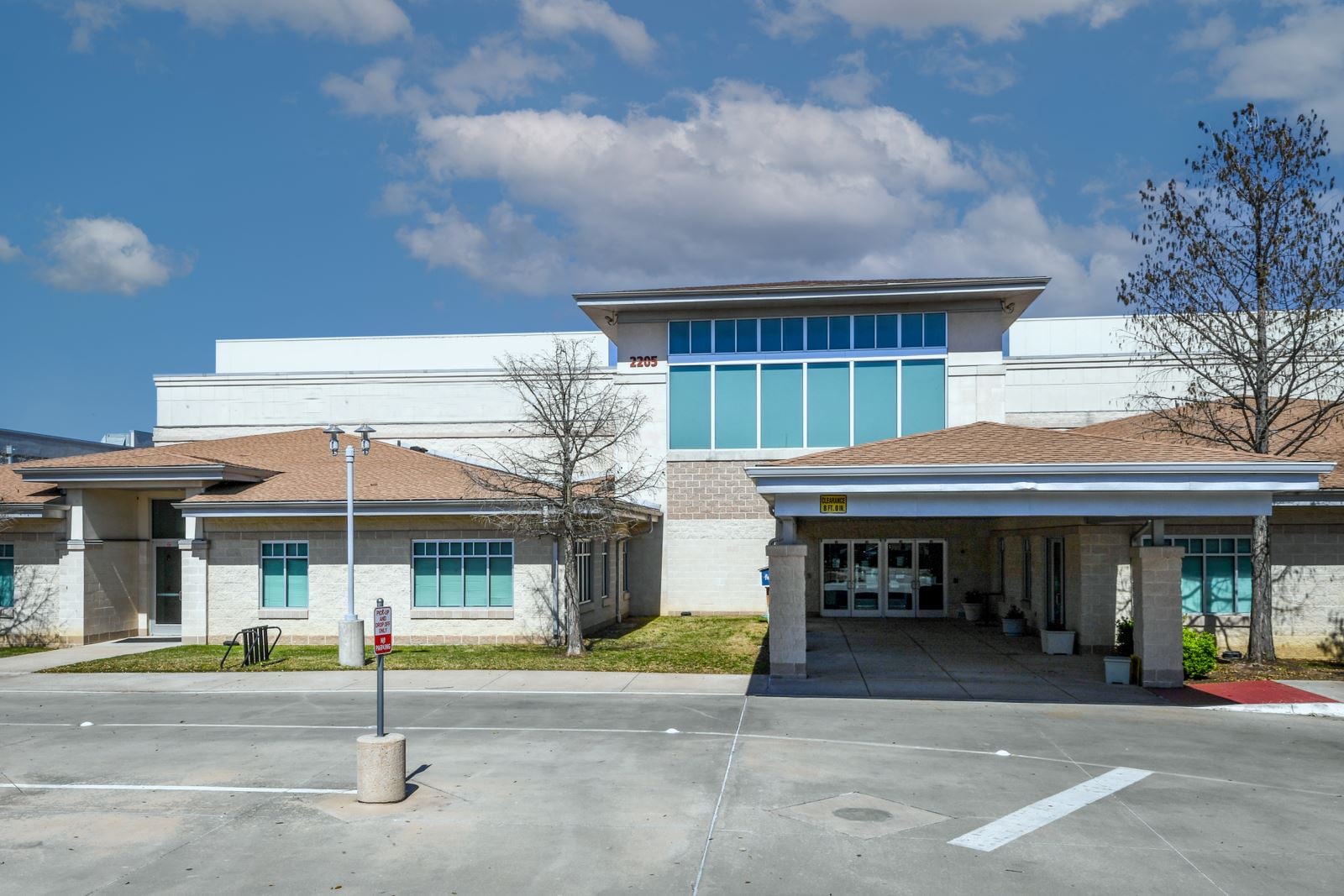 2205 E Hebron Pkwy -034