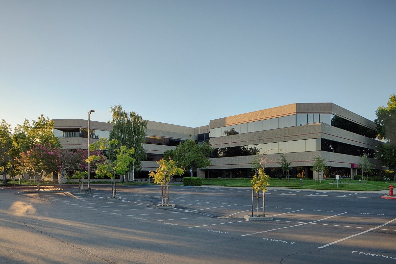 3825-3875 Hopyard-24