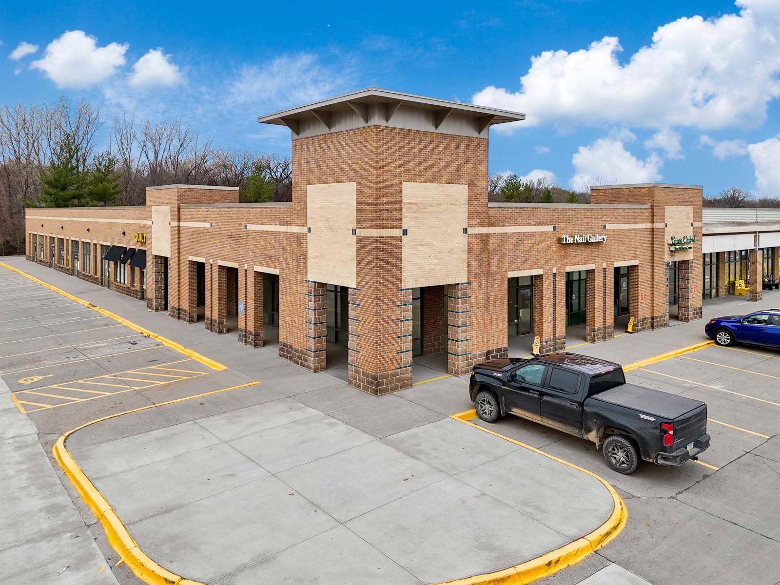 9900-Swanson-Blvd_Creekside-6