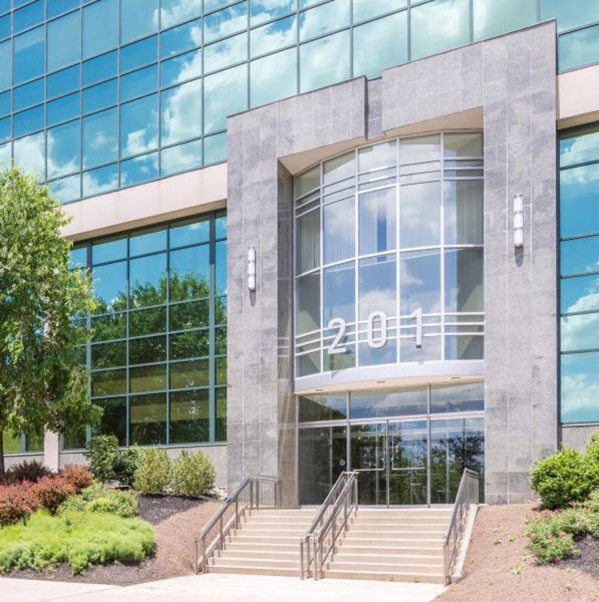 201 KOP Rd - Bldg Photo