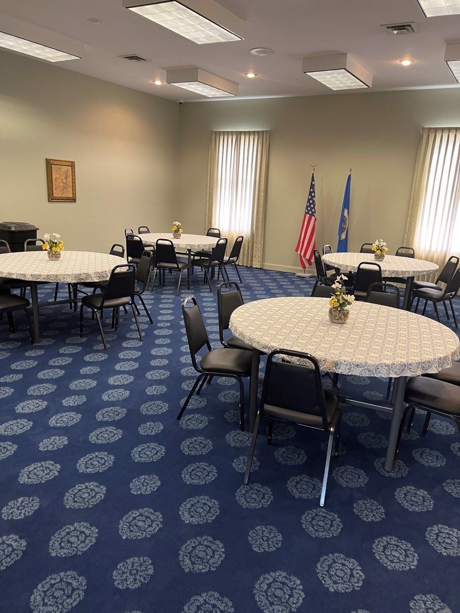 Sitting area with tables