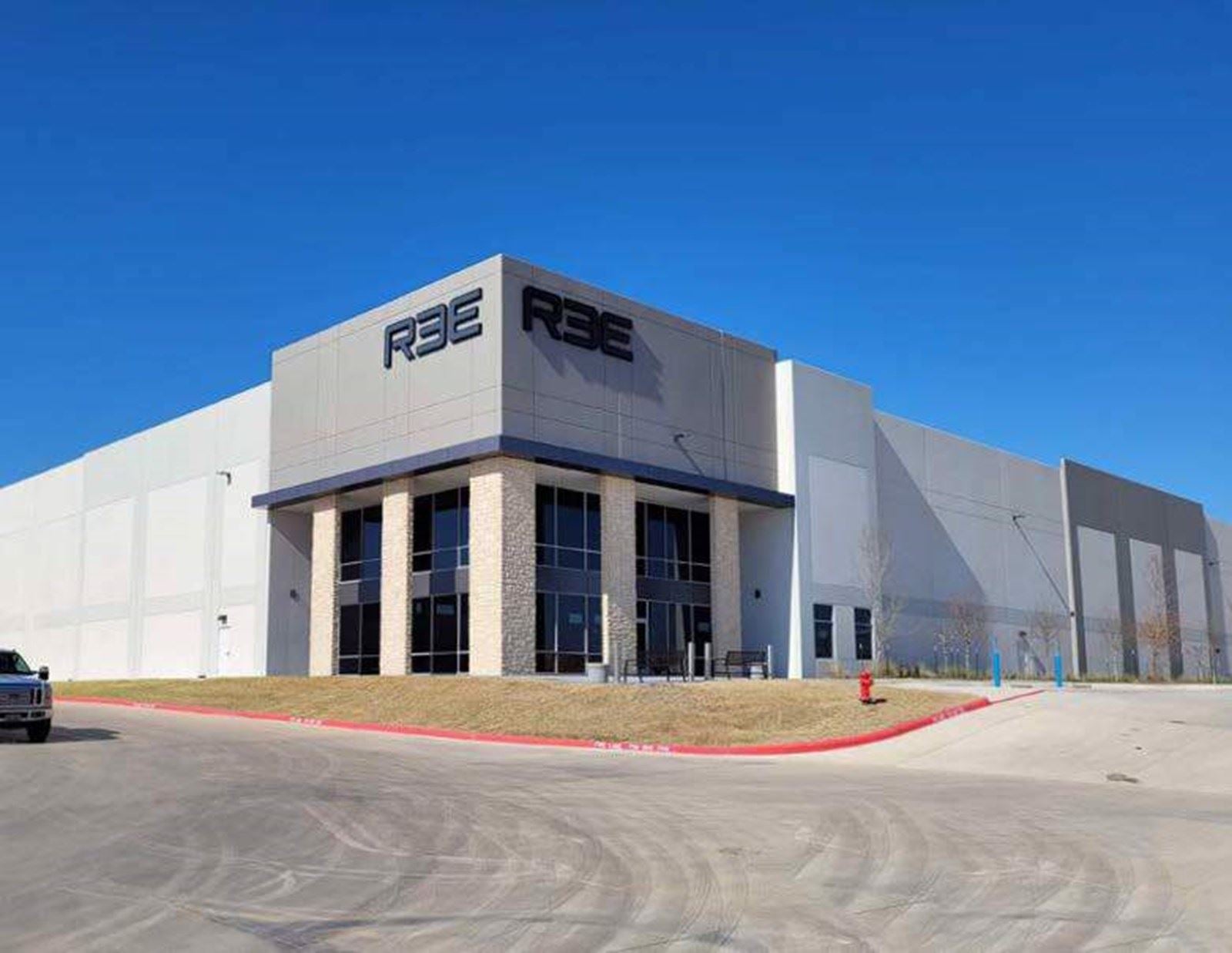 15825 Impact Way Brochure_Page_1_Image_0001