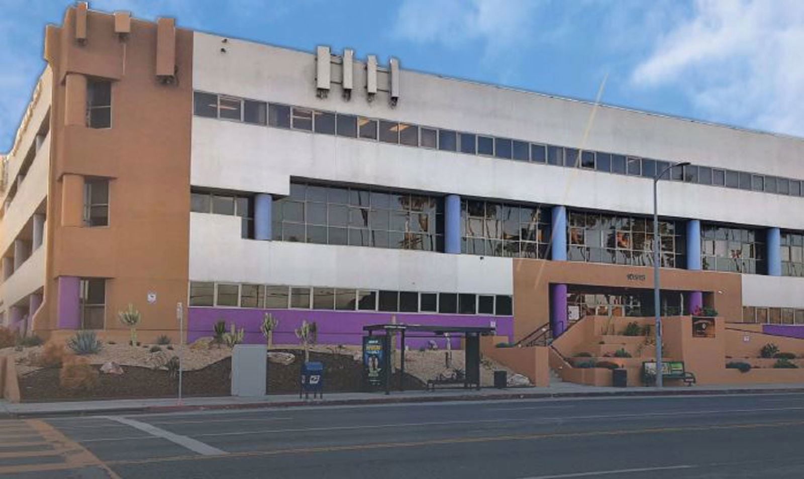 10515 Balboa Blvd - Photo.JPG