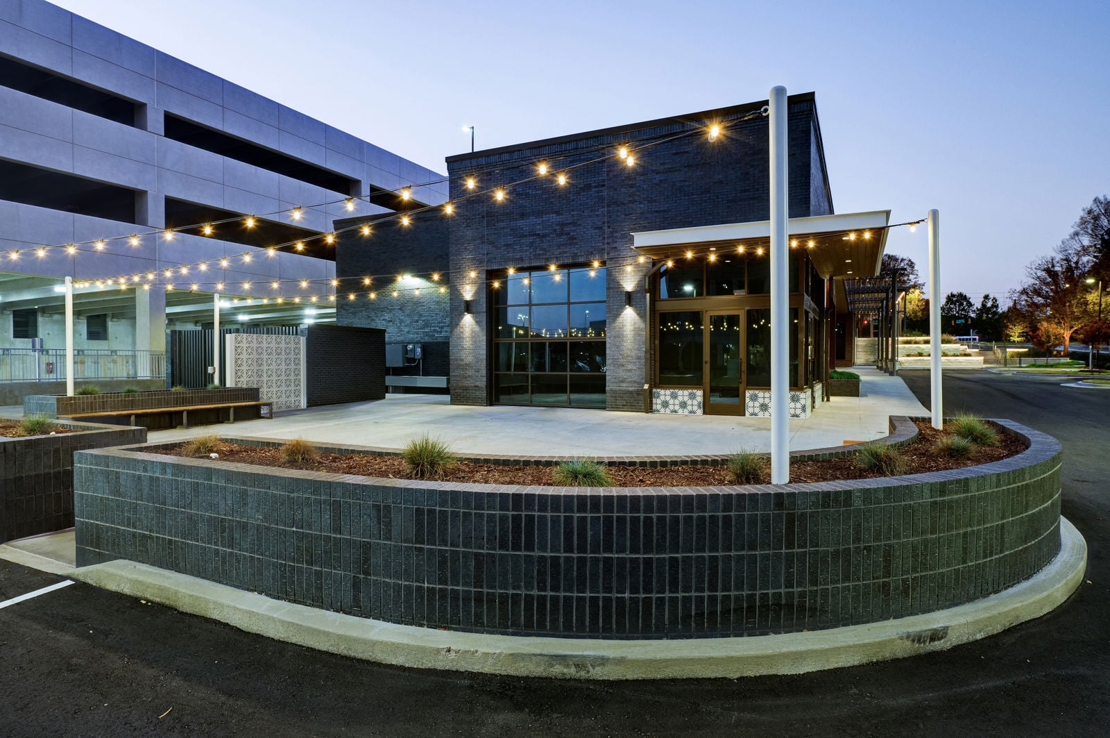 4300 Edwards Mill-night.0010