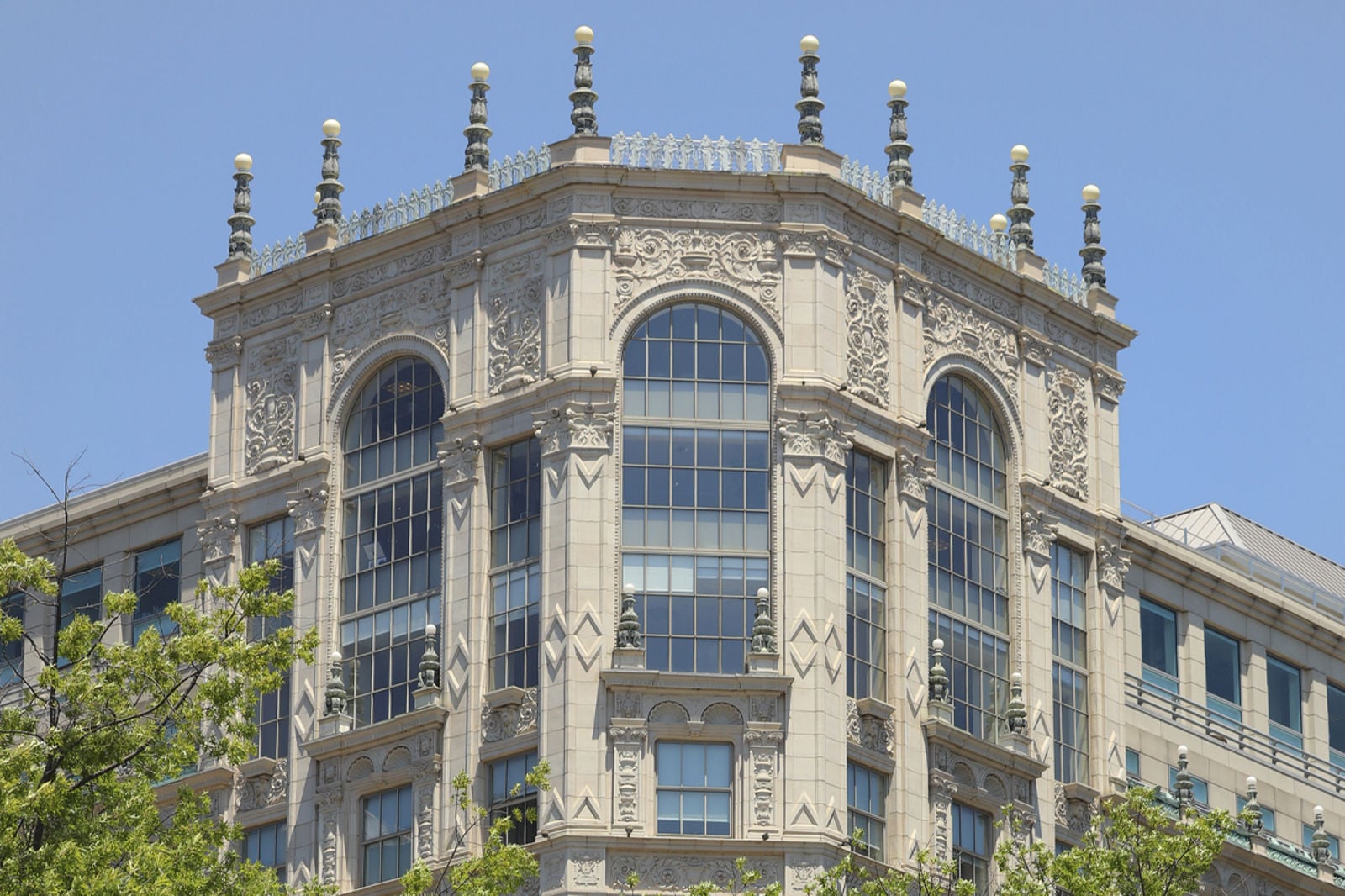 TheWarner_GlobalListing_1200x800_72dpi_B