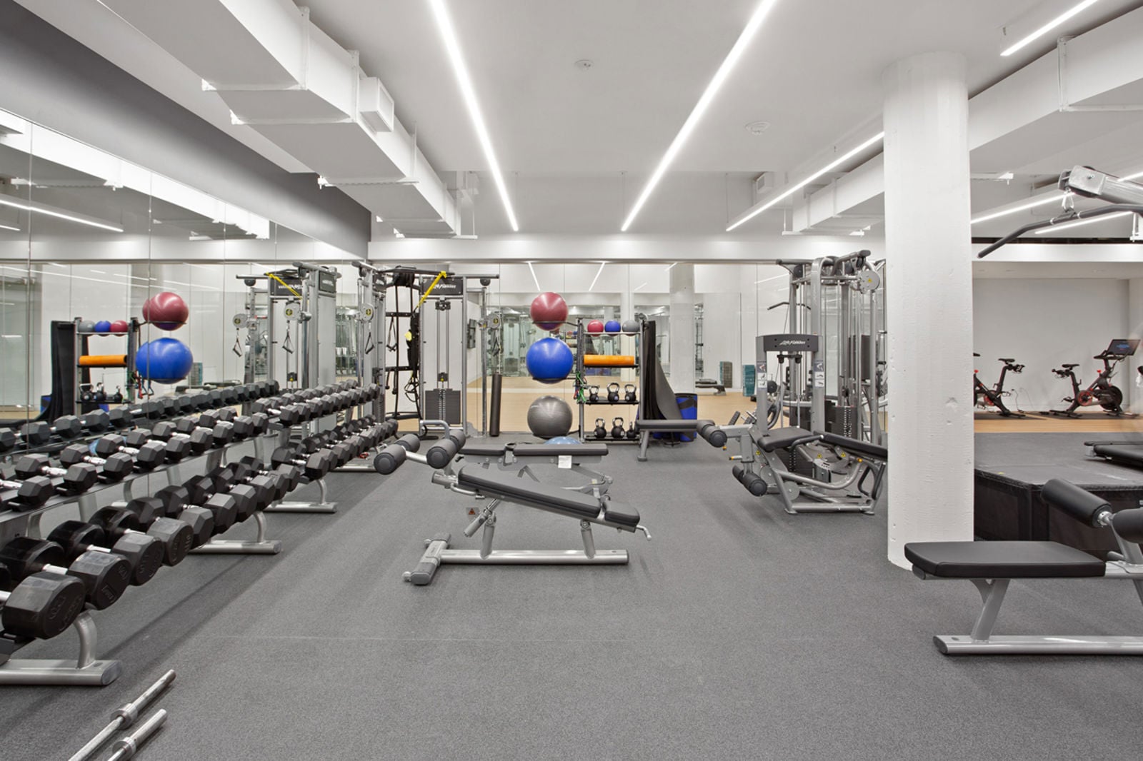 TheWarner_GlobalListing_1200x800_72dpi_J