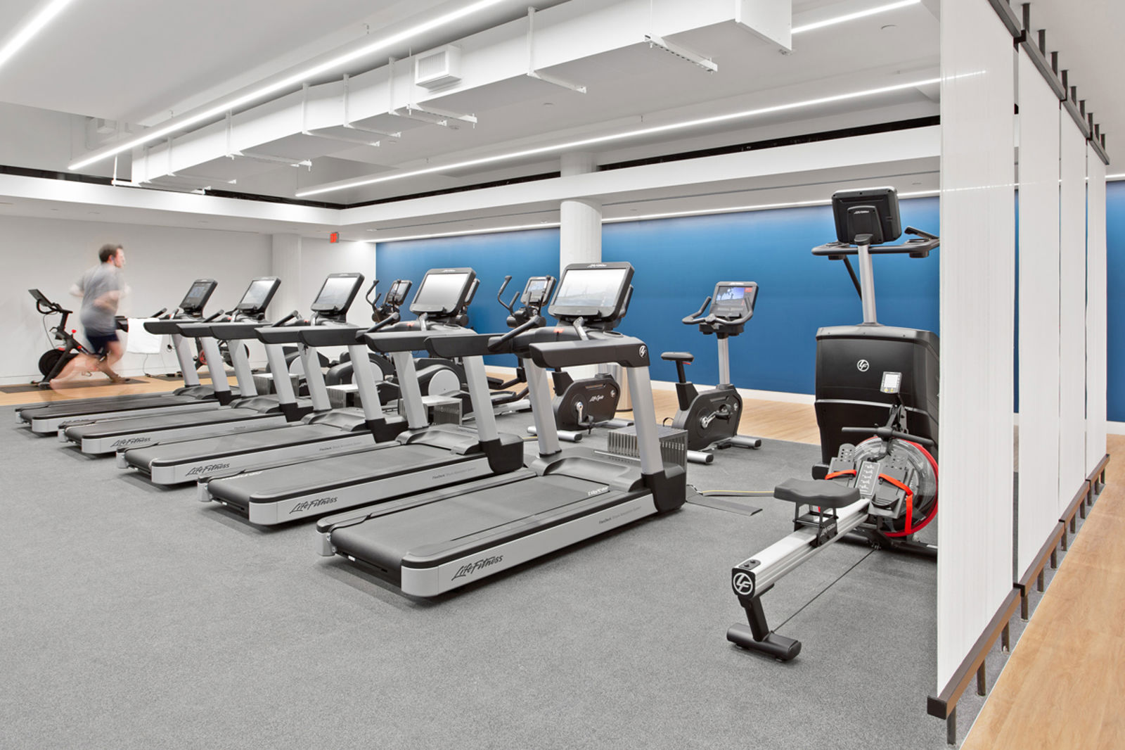 TheWarner_GlobalListing_1200x800_72dpi_K